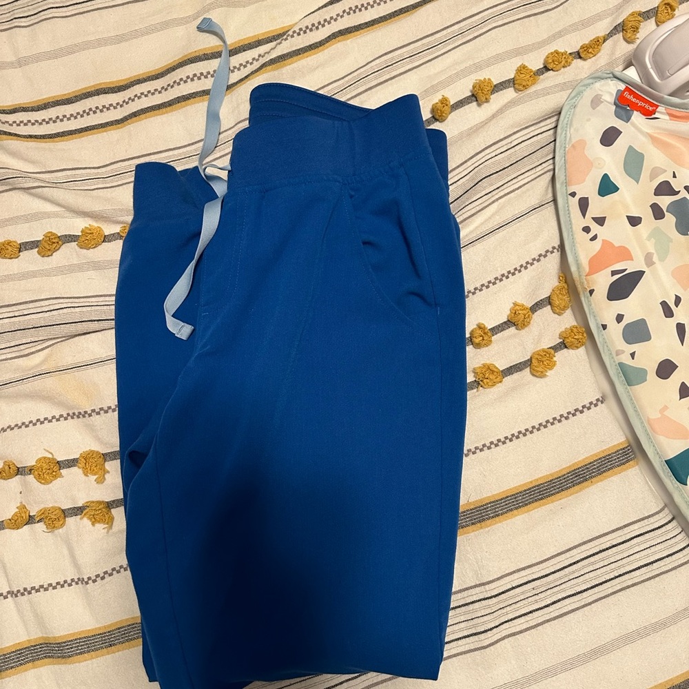 Figs Zamora jogger scrubs, royal blue, size small petite